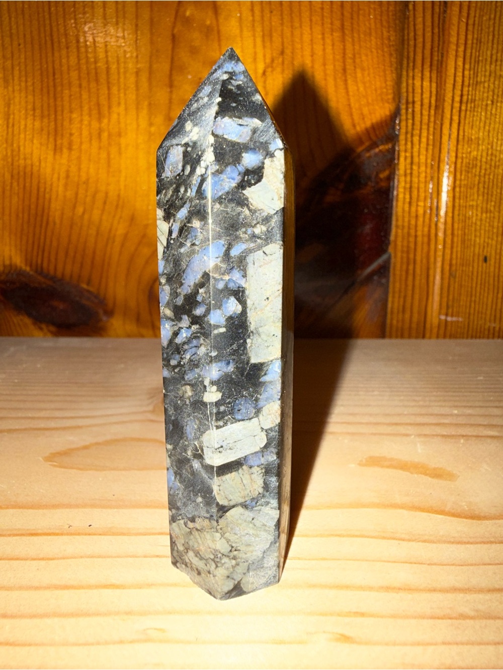 Polished Que Sera Tower Point - Picture 2 of 5